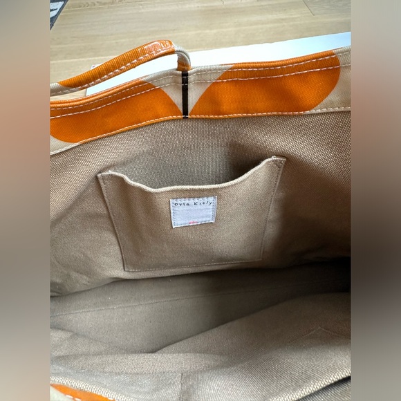 Orla Kiely - Classic Multi Stem Large Tote Bag - Orange / White - Picture 4 of 10